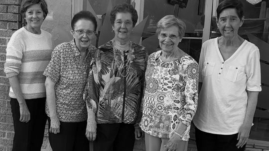 Beta Rho celebrates “Sisters”
