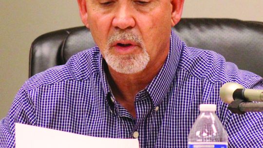 Councilman again raises issue of campaign posters on public property