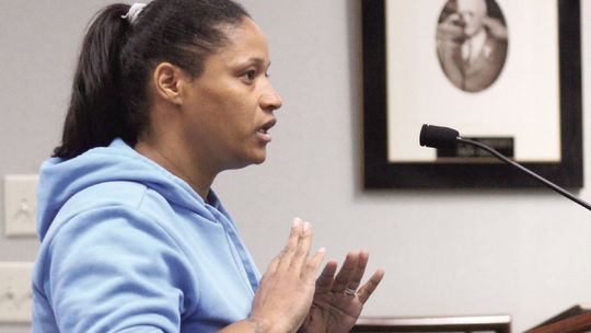 Parish Council votes against instating no-parking zone on Orchard Park Drive