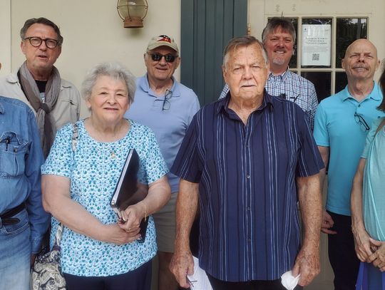 At the June 4 meeting of the St. Martinville French Table