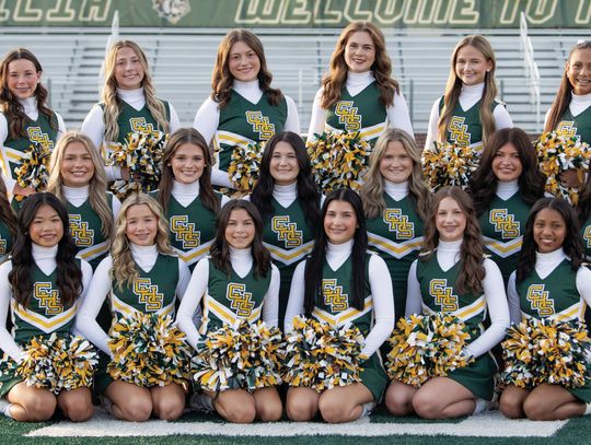 CECILIA CHEERLEADERS