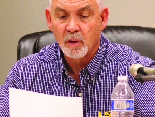 Councilman again raises issue of campaign posters on public property