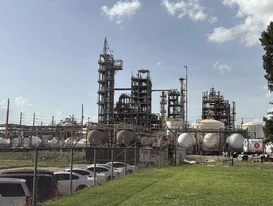 Louisiana could cut royalties on oil produced on state lands