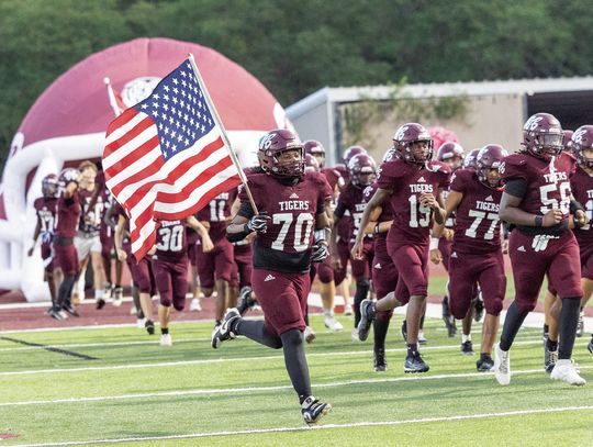 Penalties wipe out two long BB TDs in homecoming loss