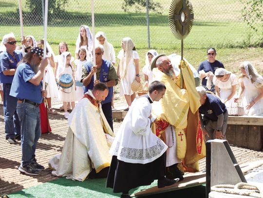Twelfth annual Fête-Dieu du Teche