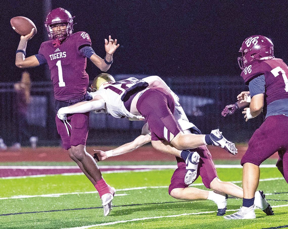 Breaux Bridge falls to Northlake Christian, 37-7