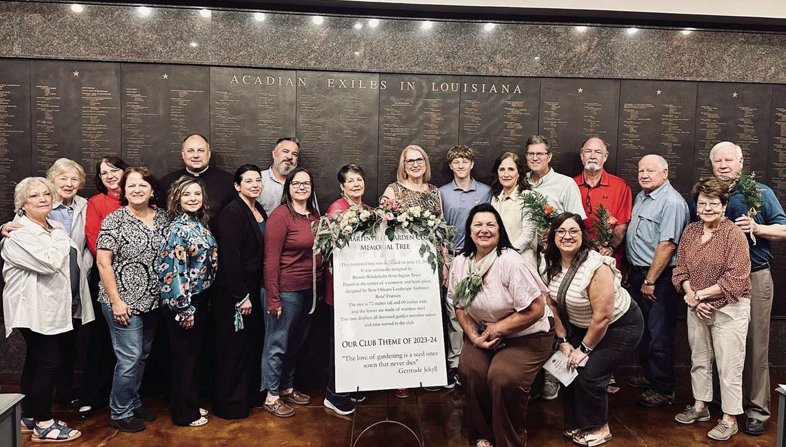 Garden Club holds Memorial Leaf Dedication ceremony