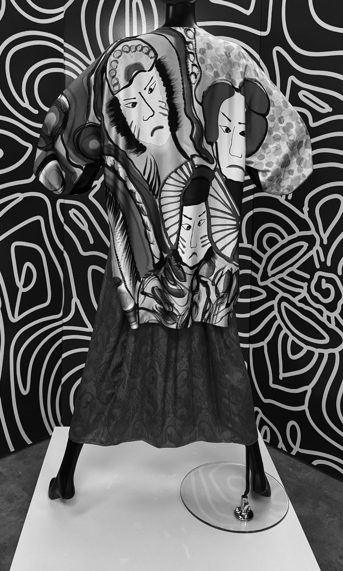 LSU Textile and Costume Museum unveils vibrant tapestry of La. fashion LSU Textile and Costume Museum unveils vibrant tapestry of La. fashion